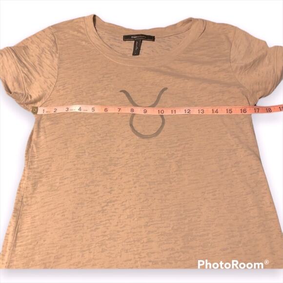 BCBGMaxAzria Taurus Zodiac T-Shirt- Size Small - Picture 9 of 10